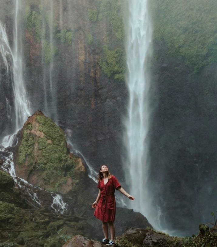 Kesegaran serpihan surga Air Terjun Tumpak Sewu, Lumajang 4