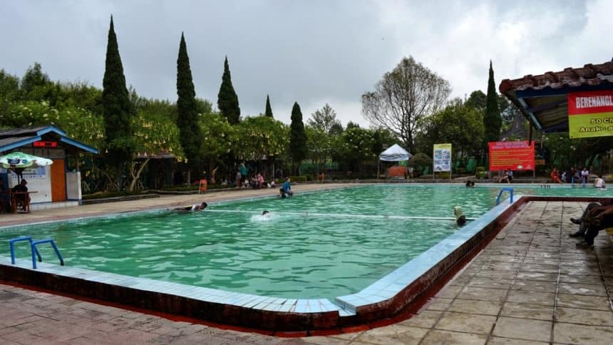 13 Kolam  Renang  di Bandung Info Lokasi Harga Tiket dan 