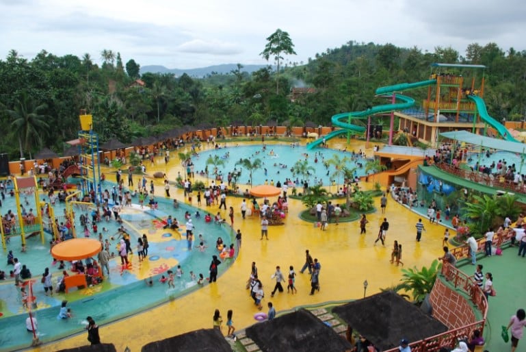 sengkaling-waterpark-malang