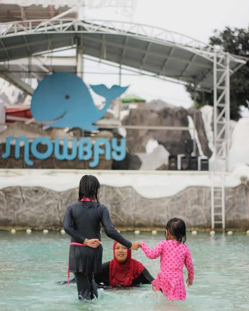 snowbay-waterpark-jakarta-timur