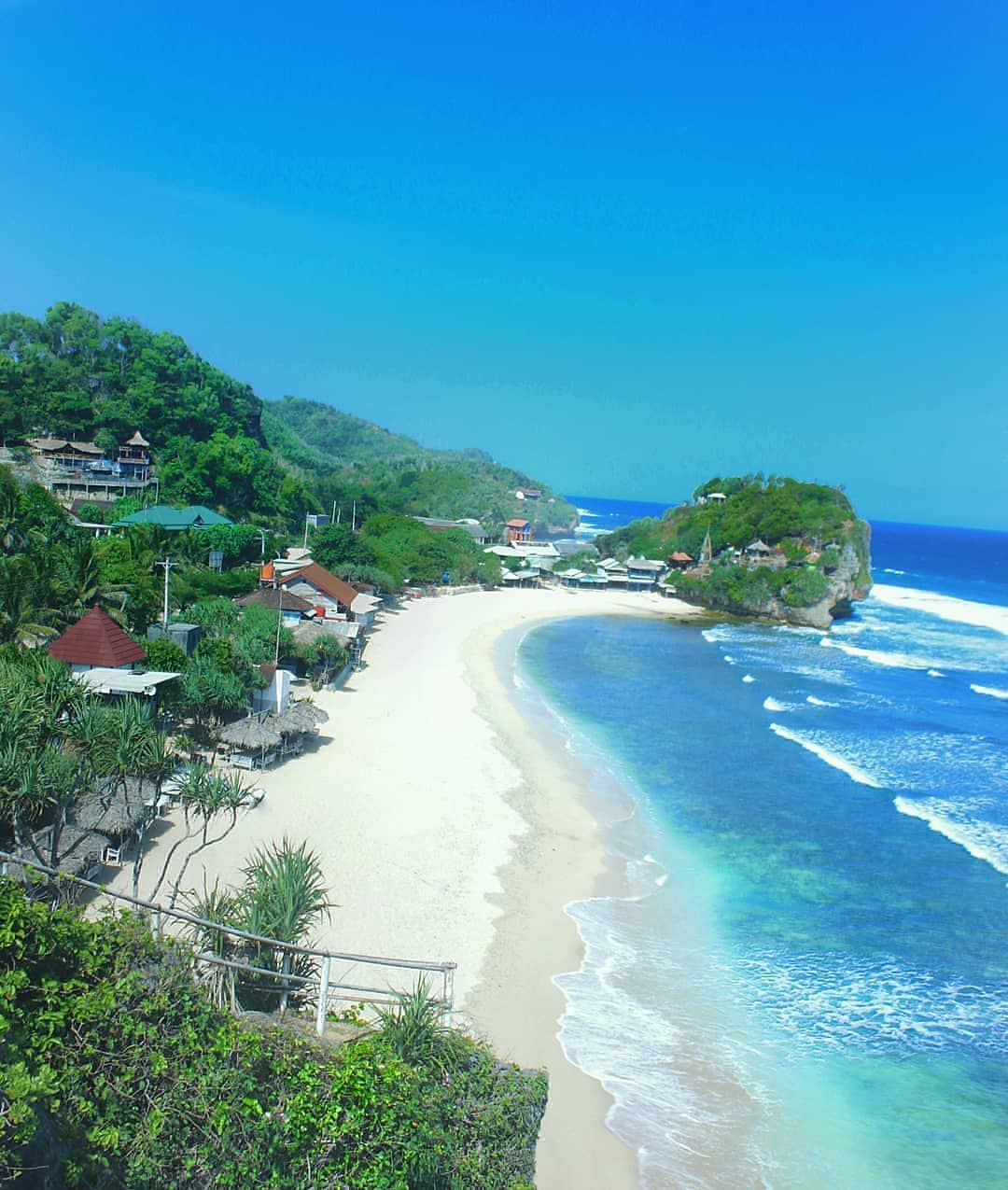 Tiket Masuk Pantai Indrayanti 7, Gambar dan Wisata Dekat Pantai