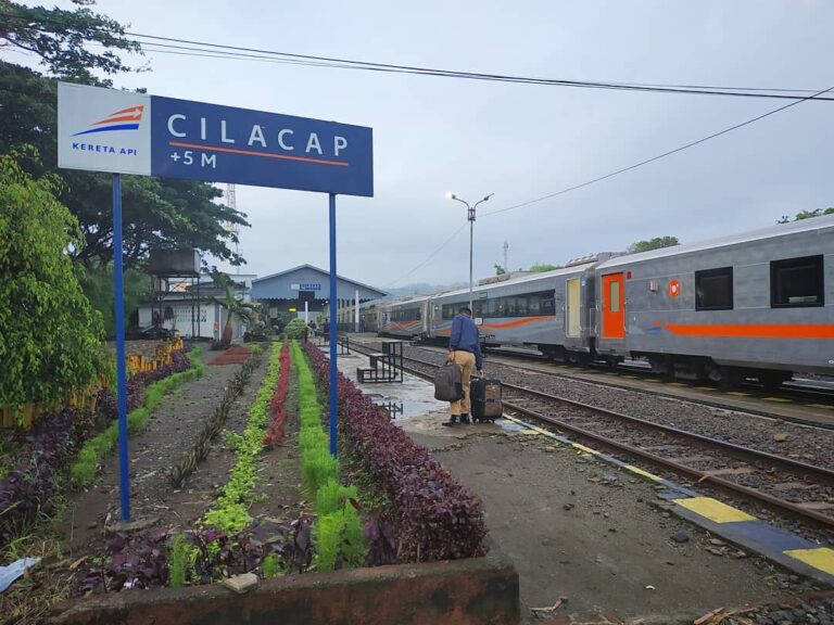 Info Jadwal Kereta Api Purwojaya 2021, Harga Tiket Dan Rute