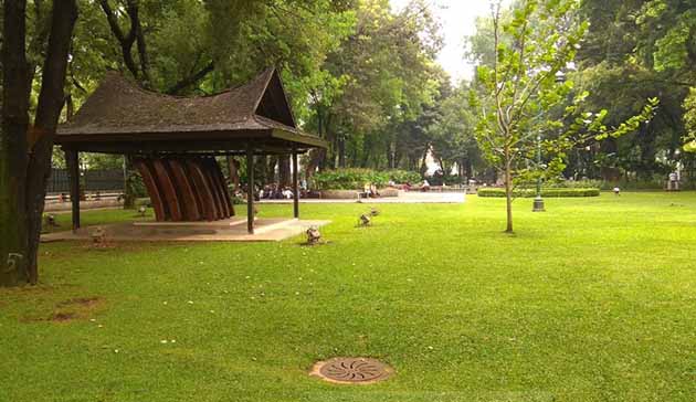   Sejarah Taman Suropati  Harga Tiket Masuk dan Peta Lokasi